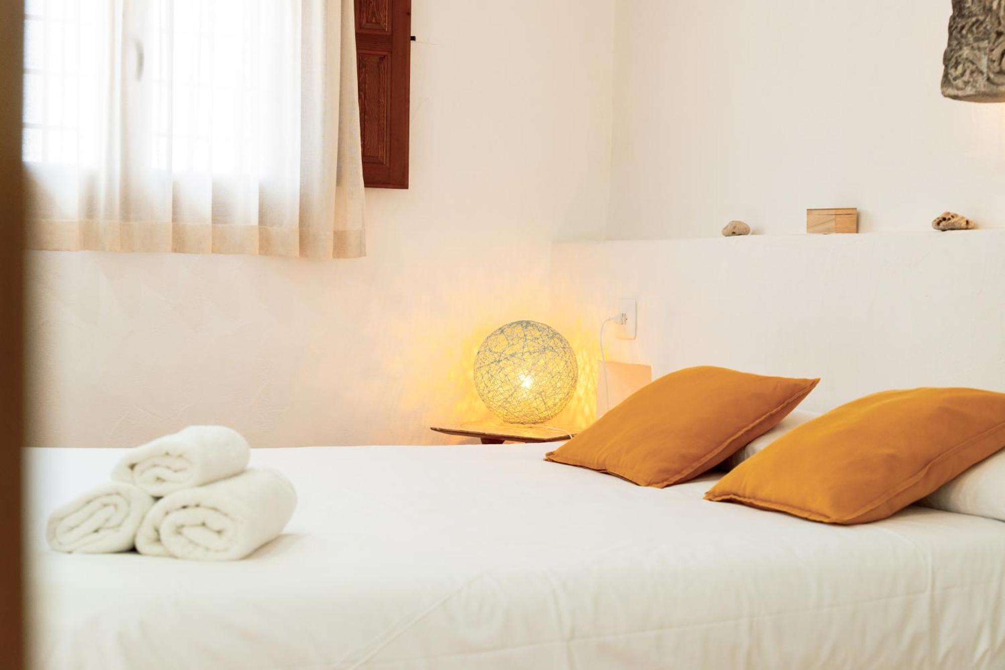 Origens III - Rustico Moderno Apartamento Эль-Перельо Экстерьер фото